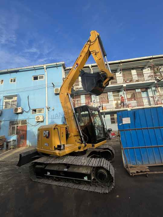 Good Condition Used Caterpillar CAT 307E2 Hydraulic Crawler Excavator Suitable For Construction/ Agriculture Digging - Pásové rýpadlo: obrázek 3 Good Condition Used Caterpillar CAT 307E2 Hydraulic Crawler Excavator Suitable For Construction/ Agriculture Digging - Pásové rýpadlo: obrázek 3