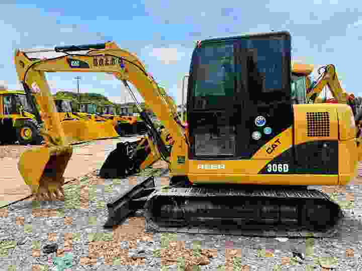 Good Price CAT 307 308C 308D 308E 312D 315D 320C 320D Second Hand 7t Used Mini Crawler catpillar Excavator low price - Mini rýpadlo: obrázek 2 Good Price CAT 307 308C 308D 308E 312D 315D 320C 320D Second Hand 7t Used Mini Crawler catpillar Excavator low price - Mini rýpadlo: obrázek 2