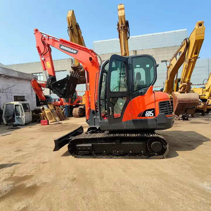 High Quality 6t Mini Excavator,Small Excavating Machine Korea Doosan Used Excavators Doosan Dx60 For Sale - Pásové rýpadlo: obrázek 1 High Quality 6t Mini Excavator,Small Excavating Machine Korea Doosan Used Excavators Doosan Dx60 For Sale - Pásové rýpadlo: obrázek 1