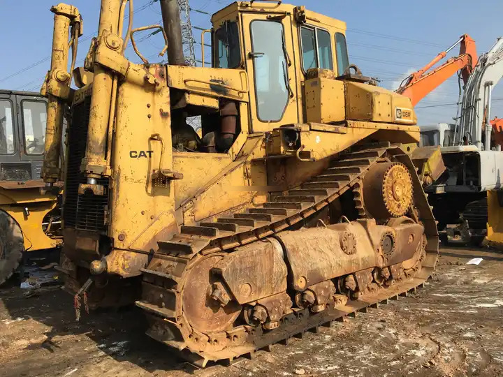 High Quality D8r Used Bulldozer Second Hand Bulldozer d8r with good condition in low price For Sale - Buldozer: obrázek 3 High Quality D8r Used Bulldozer Second Hand Bulldozer d8r with good condition in low price For Sale - Buldozer: obrázek 3
