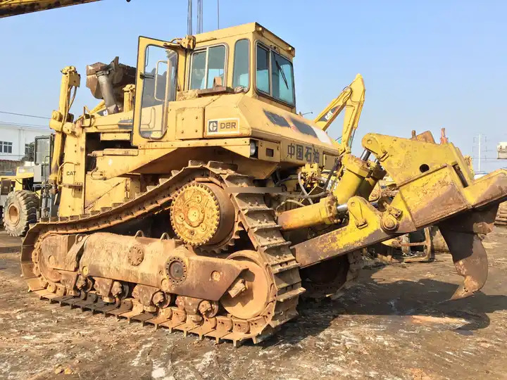 High Quality D8r Used Bulldozer Second Hand Bulldozer d8r with good condition in low price For Sale - Buldozer: obrázek 2 High Quality D8r Used Bulldozer Second Hand Bulldozer d8r with good condition in low price For Sale - Buldozer: obrázek 2