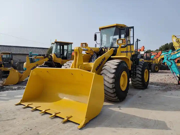 Japan original Used Komatsu WA380 WA 470 payloader komatsu front end loader komatsu wa380-3 WA470-3 loader - Kolový nakladač: obrázek 3 Japan original Used Komatsu WA380 WA 470 payloader komatsu front end loader komatsu wa380-3 WA470-3 loader - Kolový nakladač: obrázek 3