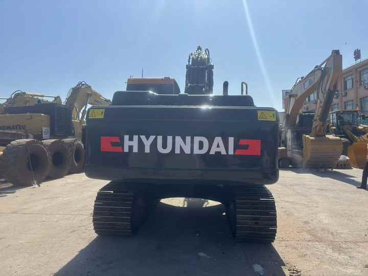 Korea 22 Ton Hyundai 220 Excavator R220LC-9s Used Hyundai Excavator 220 Used Hyundai 220-9 225LC Machine for Construction - Rýpadlo: obrázek 5 Korea 22 Ton Hyundai 220 Excavator R220LC-9s Used Hyundai Excavator 220 Used Hyundai 220-9 225LC Machine for Construction - Rýpadlo: obrázek 5