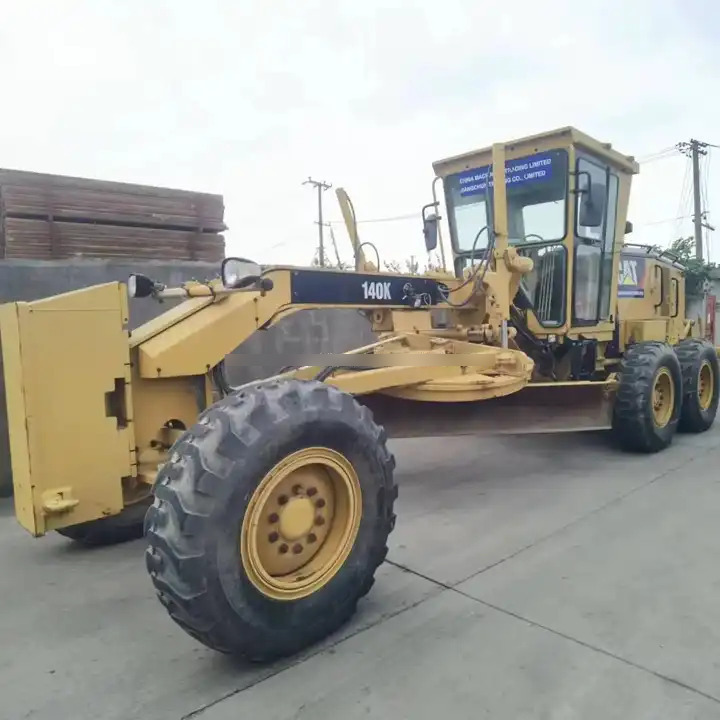 Orginal used cat 140K motor grader with CAT C7 engine in Shanghai China - Grejdr: obrázek 1 Orginal used cat 140K motor grader with CAT C7 engine in Shanghai China - Grejdr: obrázek 1