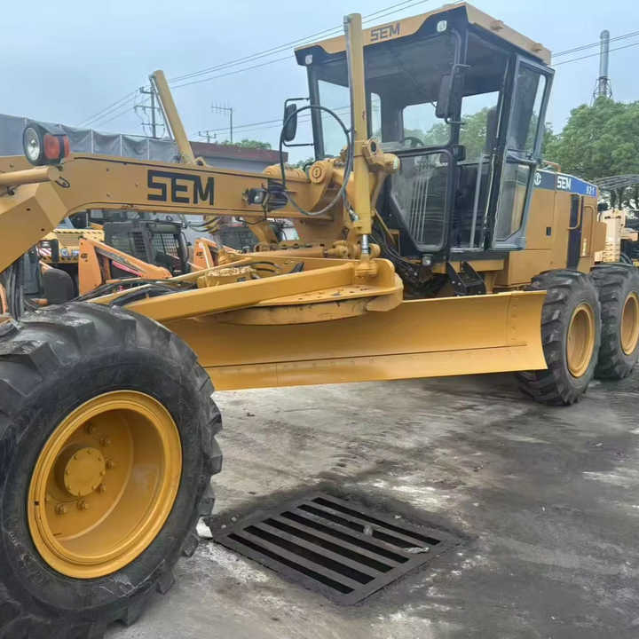 Second Hand SEM921 Motor Grader / Second Hand Motor Grader Sem 921 922 919 SEM Motor Grader for Sale - Grejdr: obrázek 1 Second Hand SEM921 Motor Grader / Second Hand Motor Grader Sem 921 922 919 SEM Motor Grader for Sale - Grejdr: obrázek 1