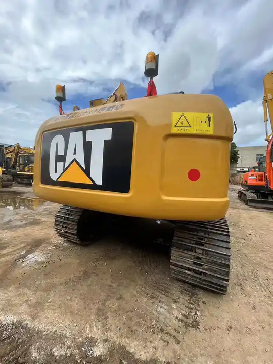 Used CAT 320 320B 320C 320D Excavator Excavadoras de segunda mano Caterpillar 320 - Rýpadlo: obrázek 5 Used CAT 320 320B 320C 320D Excavator Excavadoras de segunda mano Caterpillar 320 - Rýpadlo: obrázek 5