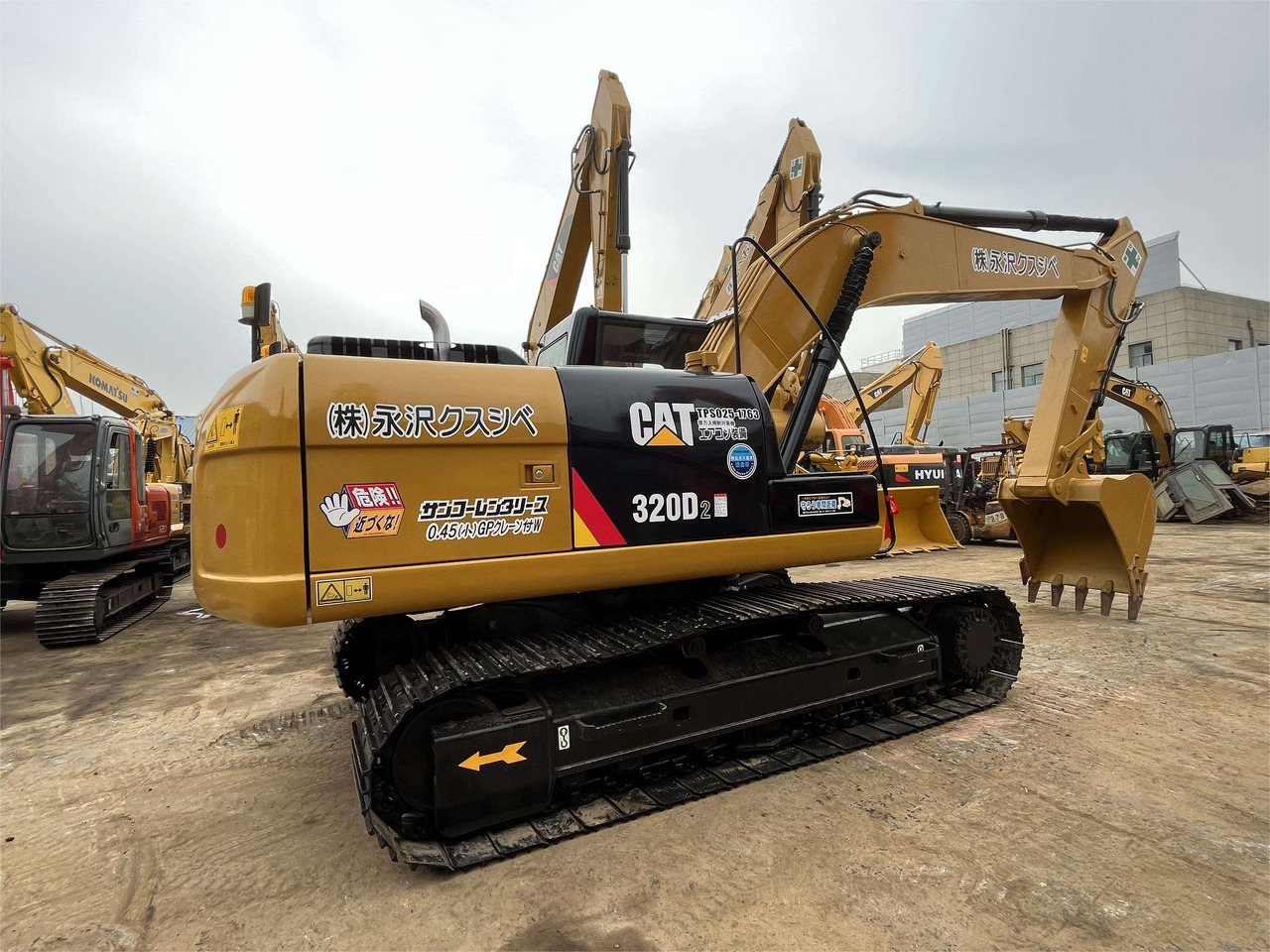 Used Cat Excavator CAT 320D High Quality Japan Used Construction Machine 20ton Excavator cat320d for sale - Rýpadlo: obrázek 3 Used Cat Excavator CAT 320D High Quality Japan Used Construction Machine 20ton Excavator cat320d for sale - Rýpadlo: obrázek 3