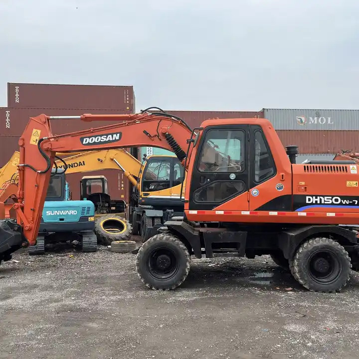 Used Doosan Dh150W-7 Medium 15 Ton Second-Hand Construction Machinery Doosan 60W/150W/210W in Stock - Rýpadlo: obrázek 1 Used Doosan Dh150W-7 Medium 15 Ton Second-Hand Construction Machinery Doosan 60W/150W/210W in Stock - Rýpadlo: obrázek 1
