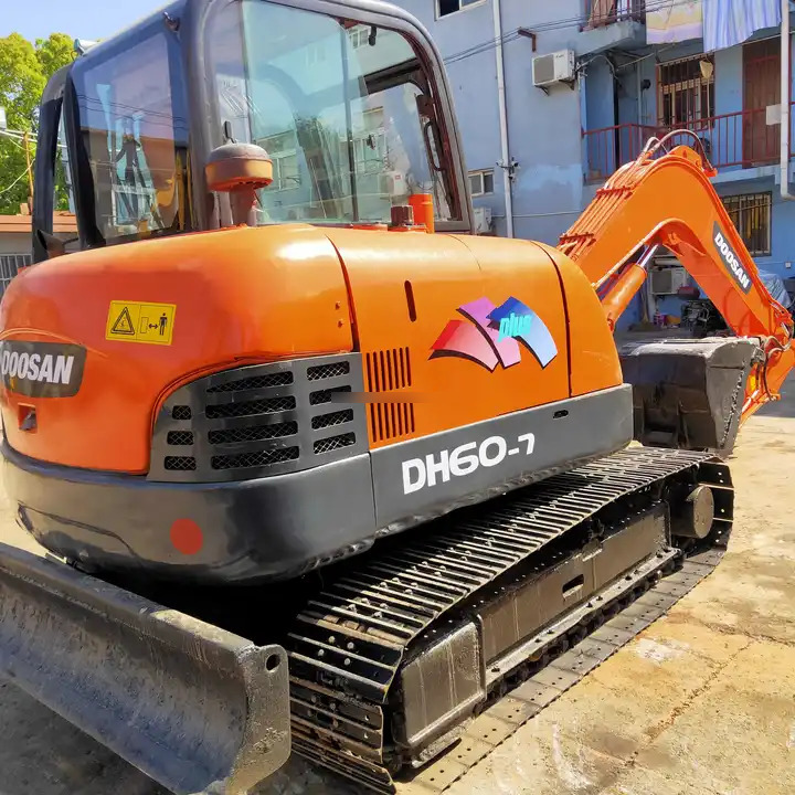 Used Doosan Machinery for Sale Mini excavator DH55-V DH60-7 for sale Fast Delivery Competitive Price Digger Hydraulic Excavator - Pásové rýpadlo: obrázek 5 Used Doosan Machinery for Sale Mini excavator DH55-V DH60-7 for sale Fast Delivery Competitive Price Digger Hydraulic Excavator - Pásové rýpadlo: obrázek 5