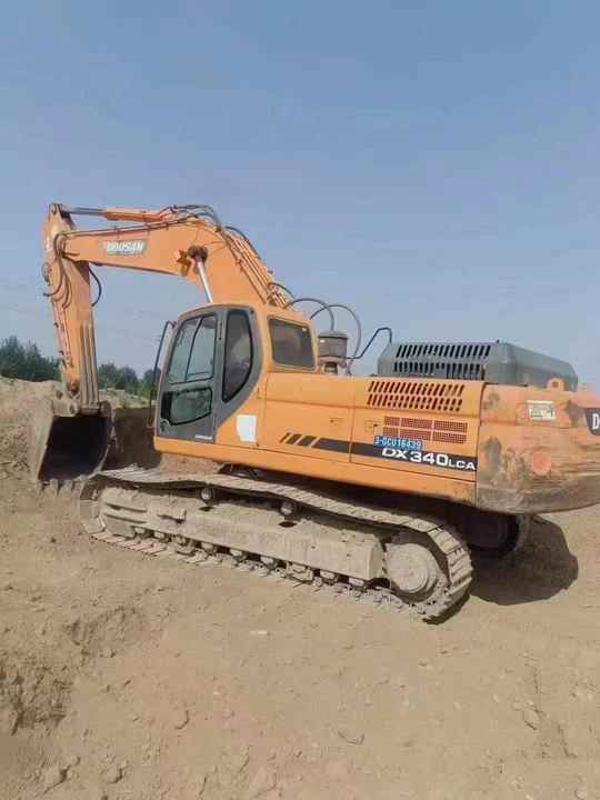 Used Original Korea Doosan 34 Ton Excavator with Cheap Price and Good Condition DOOSAN Dx340LCA Dx225 Dx330 DX360for Sale - Rýpadlo: obrázek 3 Used Original Korea Doosan 34 Ton Excavator with Cheap Price and Good Condition DOOSAN Dx340LCA Dx225 Dx330 DX360for Sale - Rýpadlo: obrázek 3