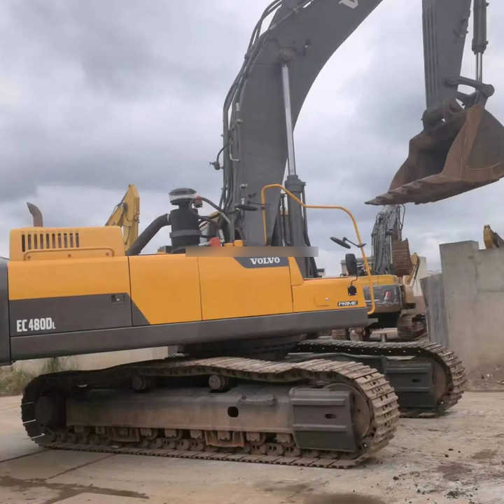 Used Volvo Excavator EC480D used machinery in stock for sale volvo 480 excavators machine 48 ton - Pásové rýpadlo: obrázek 1 Used Volvo Excavator EC480D used machinery in stock for sale volvo 480 excavators machine 48 ton - Pásové rýpadlo: obrázek 1