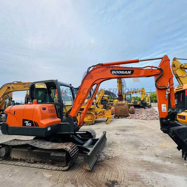 Used excavator doosan dx60 excavators earth-moving machinery doosan dx60 dx80 dx75 dx225 dh60 dh60-7for sale - Pásové rýpadlo: obrázek 1 Used excavator doosan dx60 excavators earth-moving machinery doosan dx60 dx80 dx75 dx225 dh60 dh60-7for sale - Pásové rýpadlo: obrázek 1