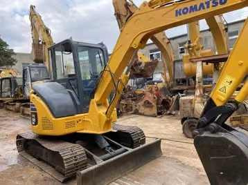 Used komatsu PC 56-7 pc55 Pc60-7 Crawler Excavator 6 Ton Excavator In Shanghai China For Sale PC 60 60-7 PC60 Nice excavator - Pásové rýpadlo: obrázek 3 Used komatsu PC 56-7 pc55 Pc60-7 Crawler Excavator 6 Ton Excavator In Shanghai China For Sale PC 60 60-7 PC60 Nice excavator - Pásové rýpadlo: obrázek 3