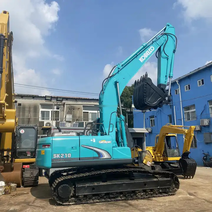 Used tracked Excavator Kobelco SK210-8 for Sale Original Kobelco Used Heavy Excavator - Pásové rýpadlo: obrázek 1 Used tracked Excavator Kobelco SK210-8 for Sale Original Kobelco Used Heavy Excavator - Pásové rýpadlo: obrázek 1