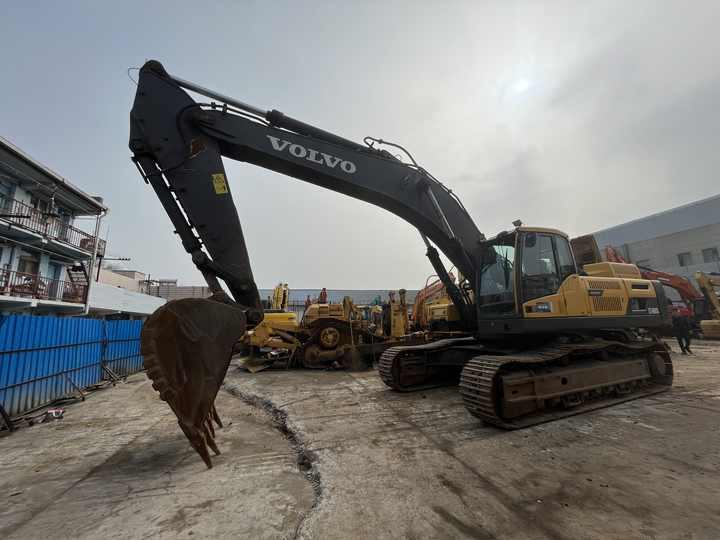 Used Volvo excavator EC 480DL in good condition for sale - Pásové rýpadlo: obrázek 5 Used Volvo excavator EC 480DL in good condition for sale - Pásové rýpadlo: obrázek 5