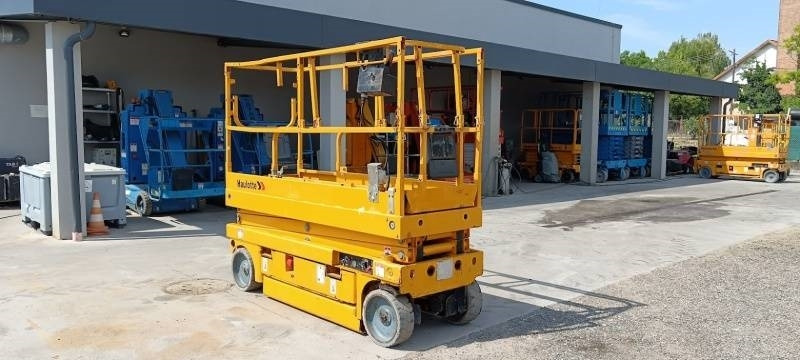 Haulotte Compact 8 - 8m, electric - Nůžková plošina: obrázek 1 Haulotte Compact 8 - 8m, electric - Nůžková plošina: obrázek 1