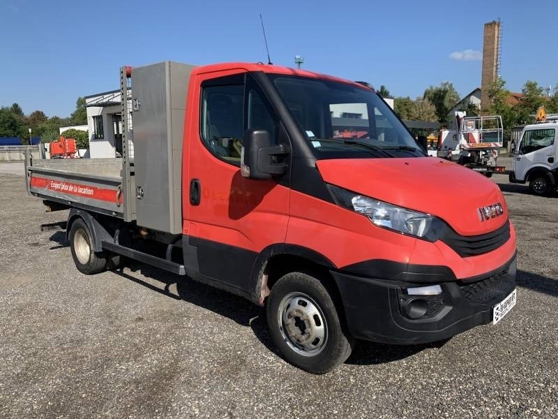 Iveco 35C12 - Tipper - Sklápěč: obrázek 2 Iveco 35C12 - Tipper - Sklápěč: obrázek 2