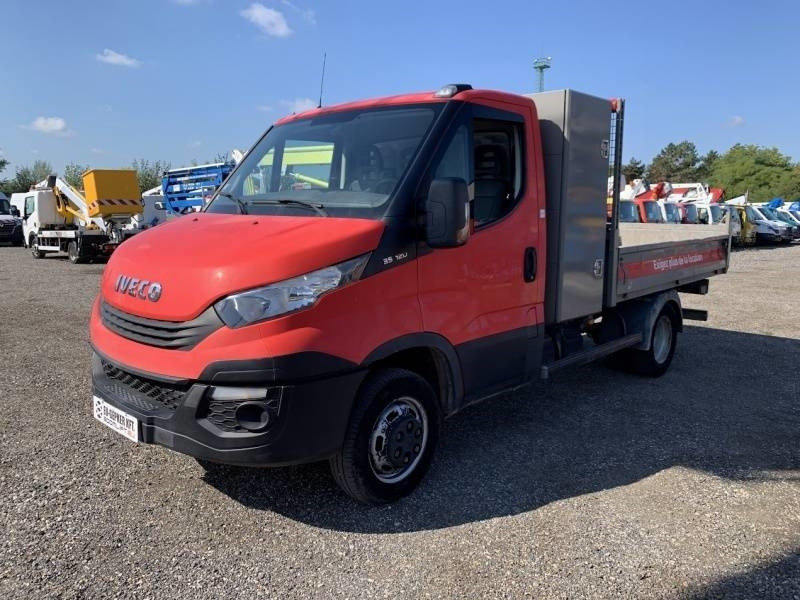 Iveco 35C12 - Tipper - Sklápěč: obrázek 3 Iveco 35C12 - Tipper - Sklápěč: obrázek 3