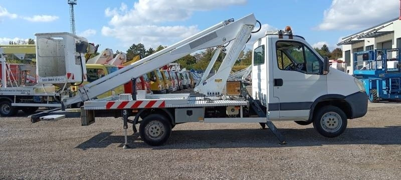 Iveco Daily Multitel 160 ALU DS - 16m - Autoplošina: obrázek 4 Iveco Daily Multitel 160 ALU DS - 16m - Autoplošina: obrázek 4