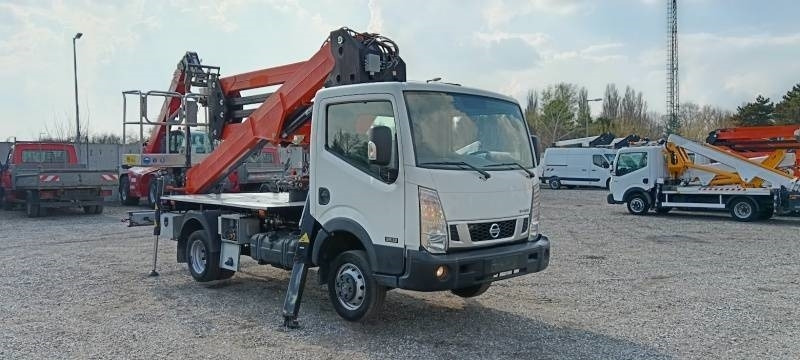 Nissan Cabstar Benelli BA22 - 22 m - Autoplošina: obrázek 1 Nissan Cabstar Benelli BA22 - 22 m - Autoplošina: obrázek 1