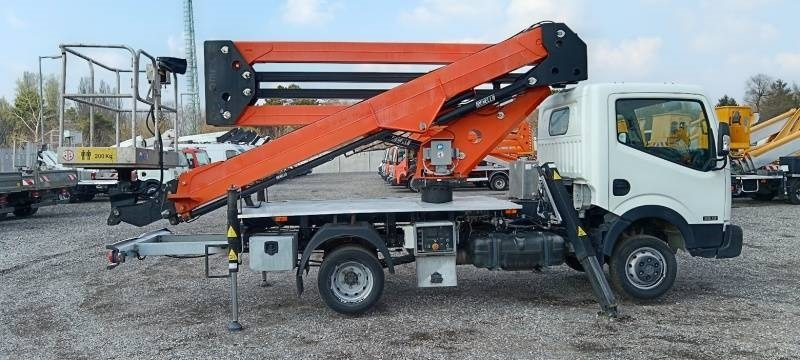 Nissan Cabstar Benelli BA22 - 22 m - Autoplošina: obrázek 4 Nissan Cabstar Benelli BA22 - 22 m - Autoplošina: obrázek 4