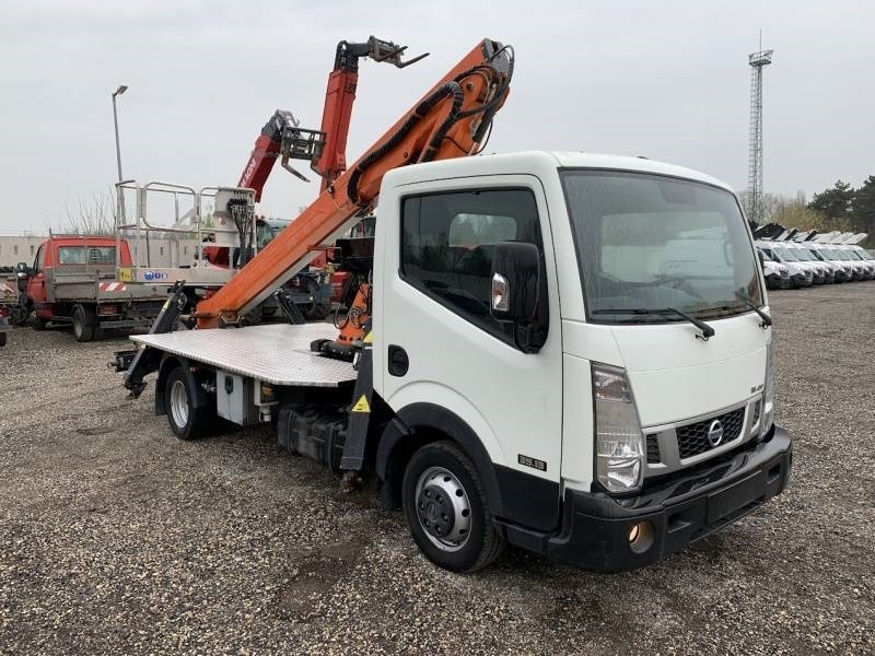 Nissan Cabstar Benelli BT-18 - 18 m - Autoplošina: obrázek 1 Nissan Cabstar Benelli BT-18 - 18 m - Autoplošina: obrázek 1