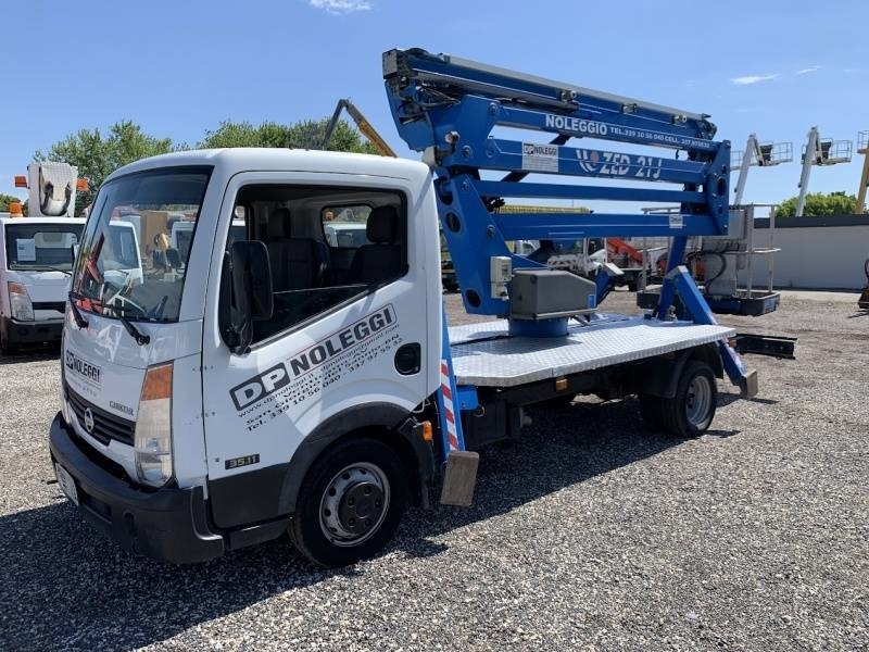 Nissan Cabstar CTE ZED 21 J - 21 m - 200 kg - Autoplošina: obrázek 2 Nissan Cabstar CTE ZED 21 J - 21 m - 200 kg - Autoplošina: obrázek 2