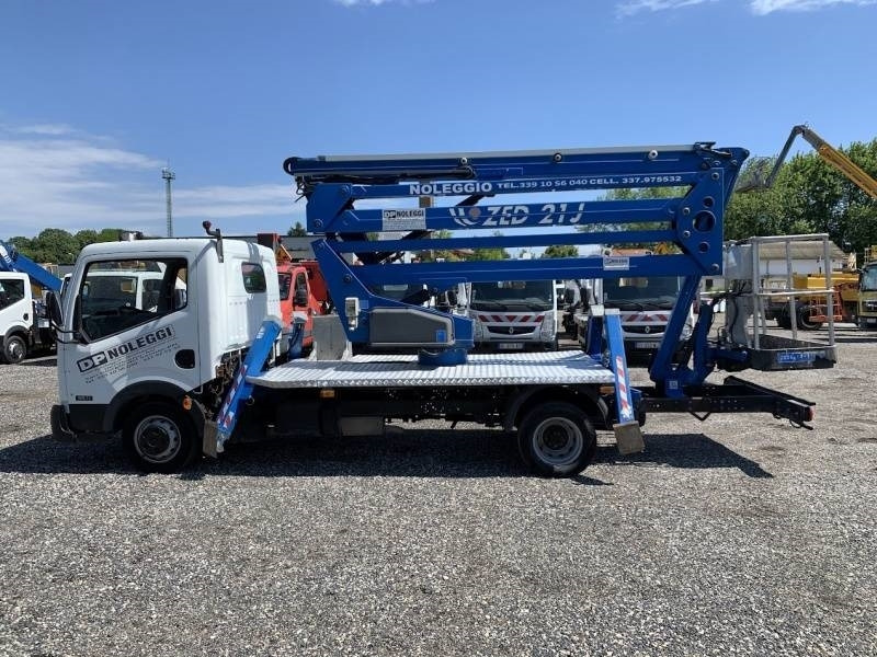Nissan Cabstar CTE ZED 21 J - 21 m - 200 kg - Autoplošina: obrázek 5 Nissan Cabstar CTE ZED 21 J - 21 m - 200 kg - Autoplošina: obrázek 5