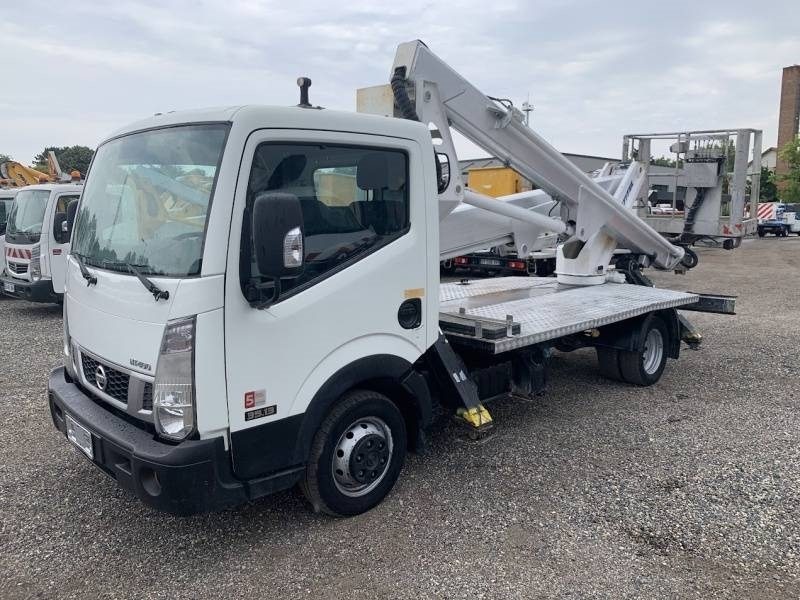 Nissan Cabstar Multitel HX195 - 19,5m - Autoplošina: obrázek 2 Nissan Cabstar Multitel HX195 - 19,5m - Autoplošina: obrázek 2