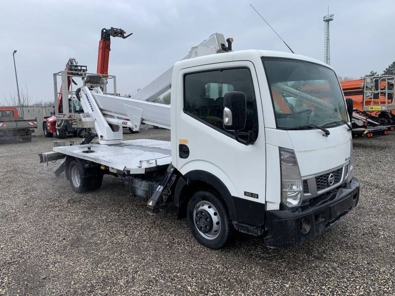 Nissan Cabstar Multitel HX195 - 19,5m - Autoplošina: obrázek 1 Nissan Cabstar Multitel HX195 - 19,5m - Autoplošina: obrázek 1
