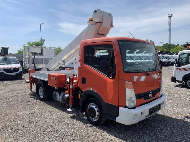 Nissan Cabstar Ruthmann-Steiger TB220 - 22,1m - 200 kg - Autoplošina: obrázek 1 Nissan Cabstar Ruthmann-Steiger TB220 - 22,1m - 200 kg - Autoplošina: obrázek 1