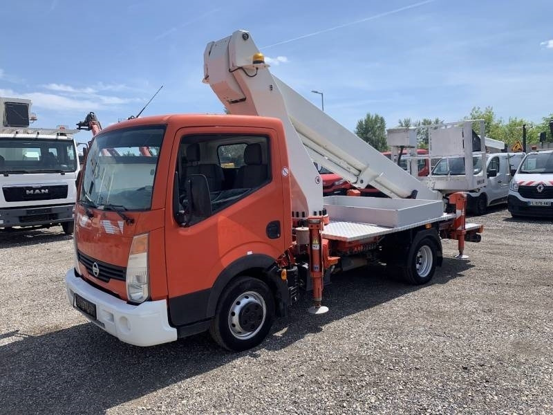 Nissan Cabstar Ruthmann-Steiger TB220 - 22,1m - 200 kg - Autoplošina: obrázek 2 Nissan Cabstar Ruthmann-Steiger TB220 - 22,1m - 200 kg - Autoplošina: obrázek 2