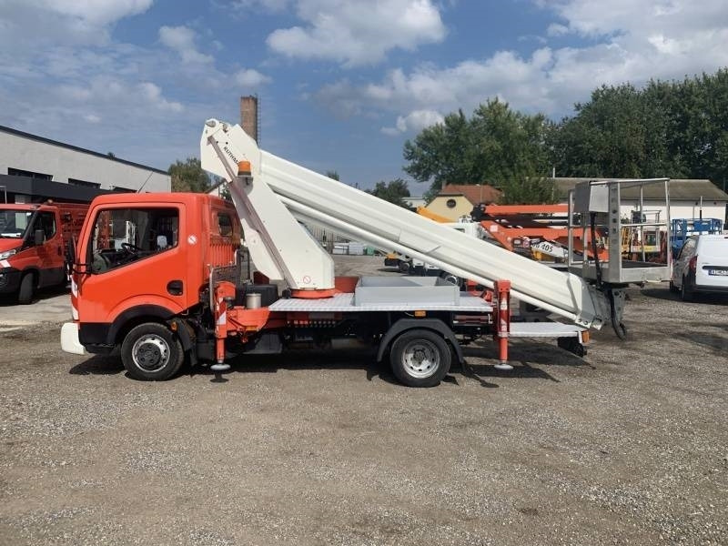 Nissan Cabstar Ruthmann TB270 - 27m - 230 kg - Autoplošina: obrázek 5 Nissan Cabstar Ruthmann TB270 - 27m - 230 kg - Autoplošina: obrázek 5
