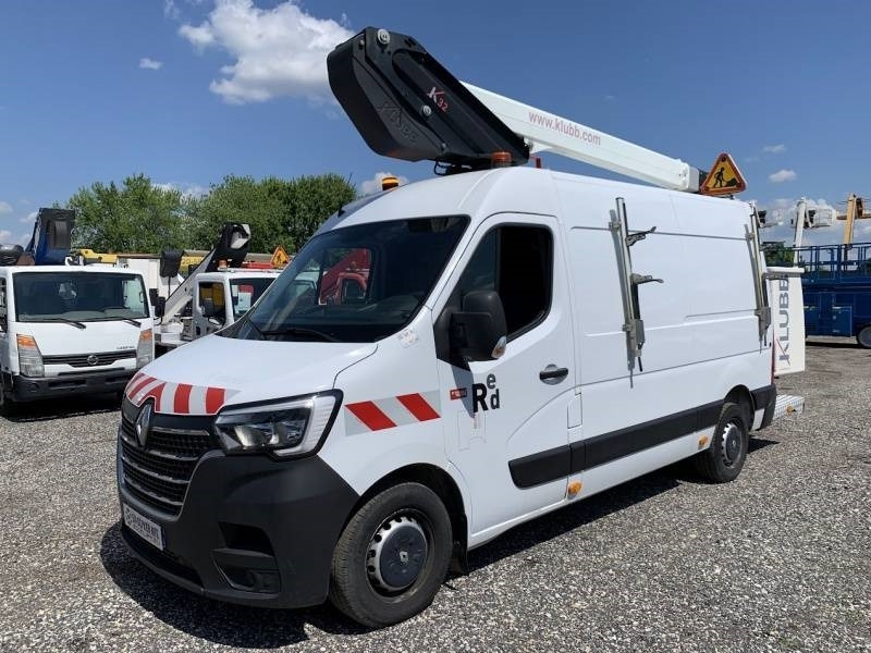 Renault Master Klubb K32 - 12,5 m, 120 kg - Autoplošina: obrázek 2 Renault Master Klubb K32 - 12,5 m, 120 kg - Autoplošina: obrázek 2