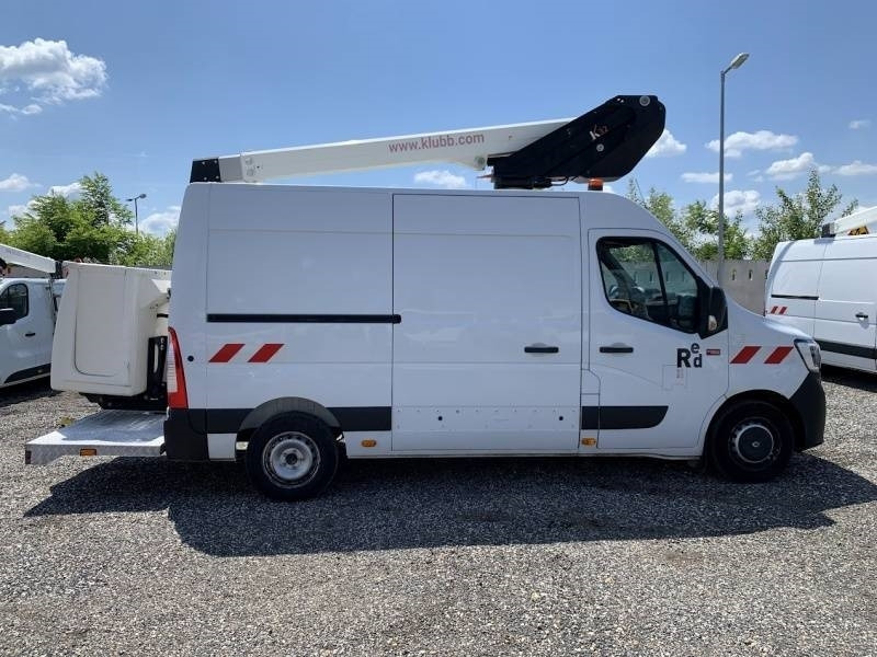 Renault Master Klubb K32 - 12,5 m, 120 kg - Autoplošina: obrázek 4 Renault Master Klubb K32 - 12,5 m, 120 kg - Autoplošina: obrázek 4