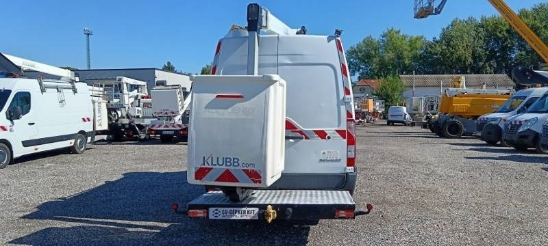 Autoplošina Renault Master Klubb KL32 - 12,5 m, 120 kg: obrázek 8 Autoplošina Renault Master Klubb KL32 - 12,5 m, 120 kg: obrázek 8
