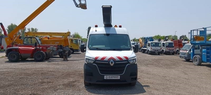 Renault Master Klubb KL32 - 12,5 m, 120 kg - Autoplošina: obrázek 3 Renault Master Klubb KL32 - 12,5 m, 120 kg - Autoplošina: obrázek 3