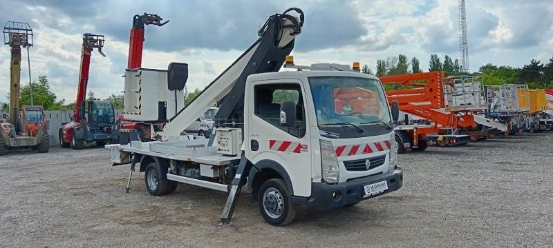 Renault Maxity Klubb KT48 - 16m, 200kg - Autoplošina: obrázek 1 Renault Maxity Klubb KT48 - 16m, 200kg - Autoplošina: obrázek 1