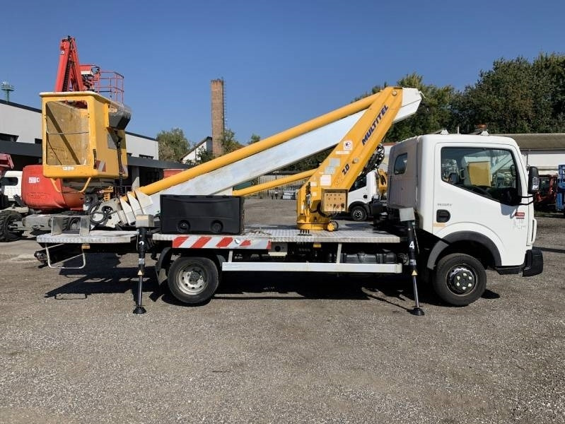 Renault Maxity Multitel MT202DS - 20m - 200 kg - Autoplošina: obrázek 4 Renault Maxity Multitel MT202DS - 20m - 200 kg - Autoplošina: obrázek 4