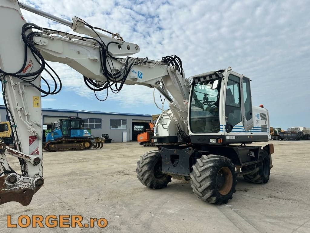 Kolesové rýpadlo Hitachi ZX 140 W-3: obrázek 12