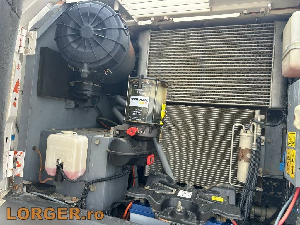 Kolesové rýpadlo Hitachi ZX 140 W-3: obrázek 15