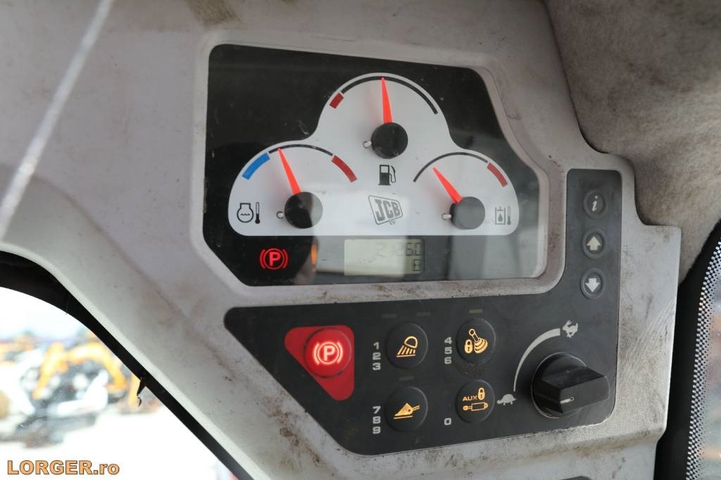 Smykový nakladač JCB 260 ECO: obrázek 11