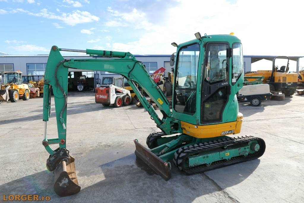 Kubota U25 - 3EU - Mini rýpadlo: obrázek 1 Kubota U25 - 3EU - Mini rýpadlo: obrázek 1