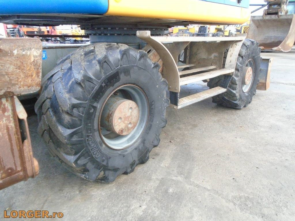 Kolesové rýpadlo Liebherr A 914 Compact: obrázek 6