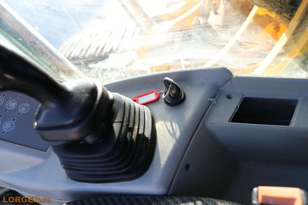 Pásové rýpadlo Liebherr R 954 B HD: obrázek 14 Pásové rýpadlo Liebherr R 954 B HD: obrázek 14