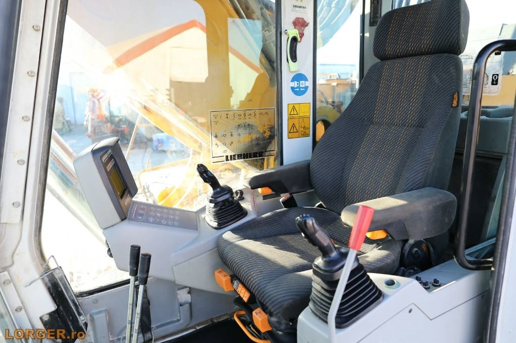 Pásové rýpadlo Liebherr R 954 B HD: obrázek 11 Pásové rýpadlo Liebherr R 954 B HD: obrázek 11