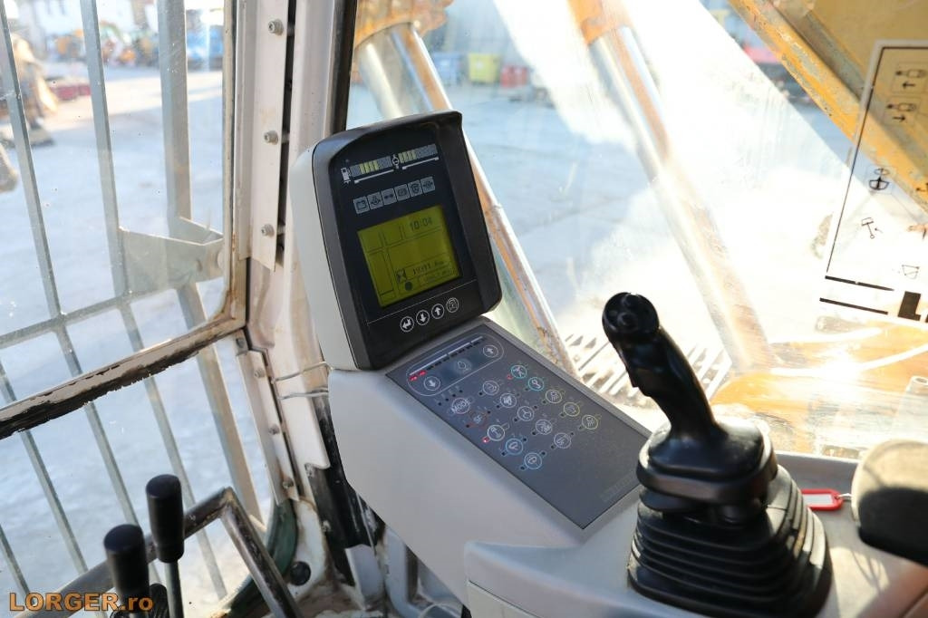 Pásové rýpadlo Liebherr R 954 B HD: obrázek 13 Pásové rýpadlo Liebherr R 954 B HD: obrázek 13