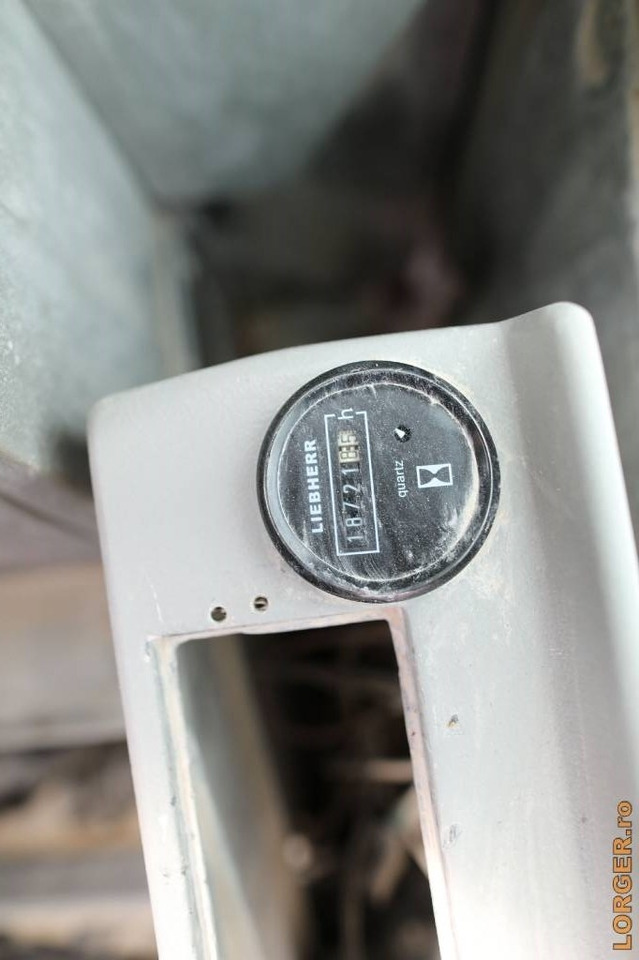 Pásové rýpadlo Liebherr R 954 B: obrázek 15