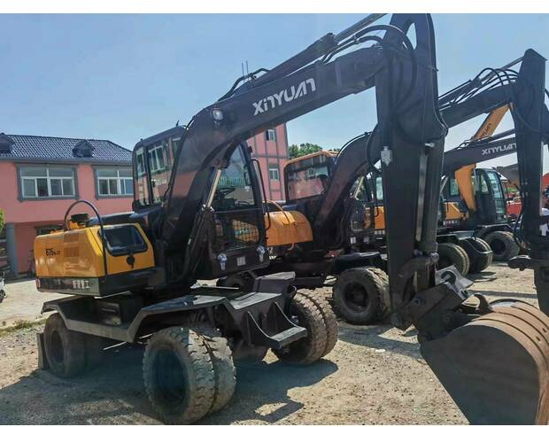 2020 XINYUAN B75W-9T - Kolesové rýpadlo: obrázek 2 2020 XINYUAN B75W-9T - Kolesové rýpadlo: obrázek 2