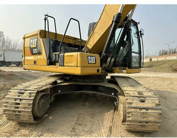 2021 Caterpillar 320 - Pásové rýpadlo: obrázek 2 2021 Caterpillar 320 - Pásové rýpadlo: obrázek 2